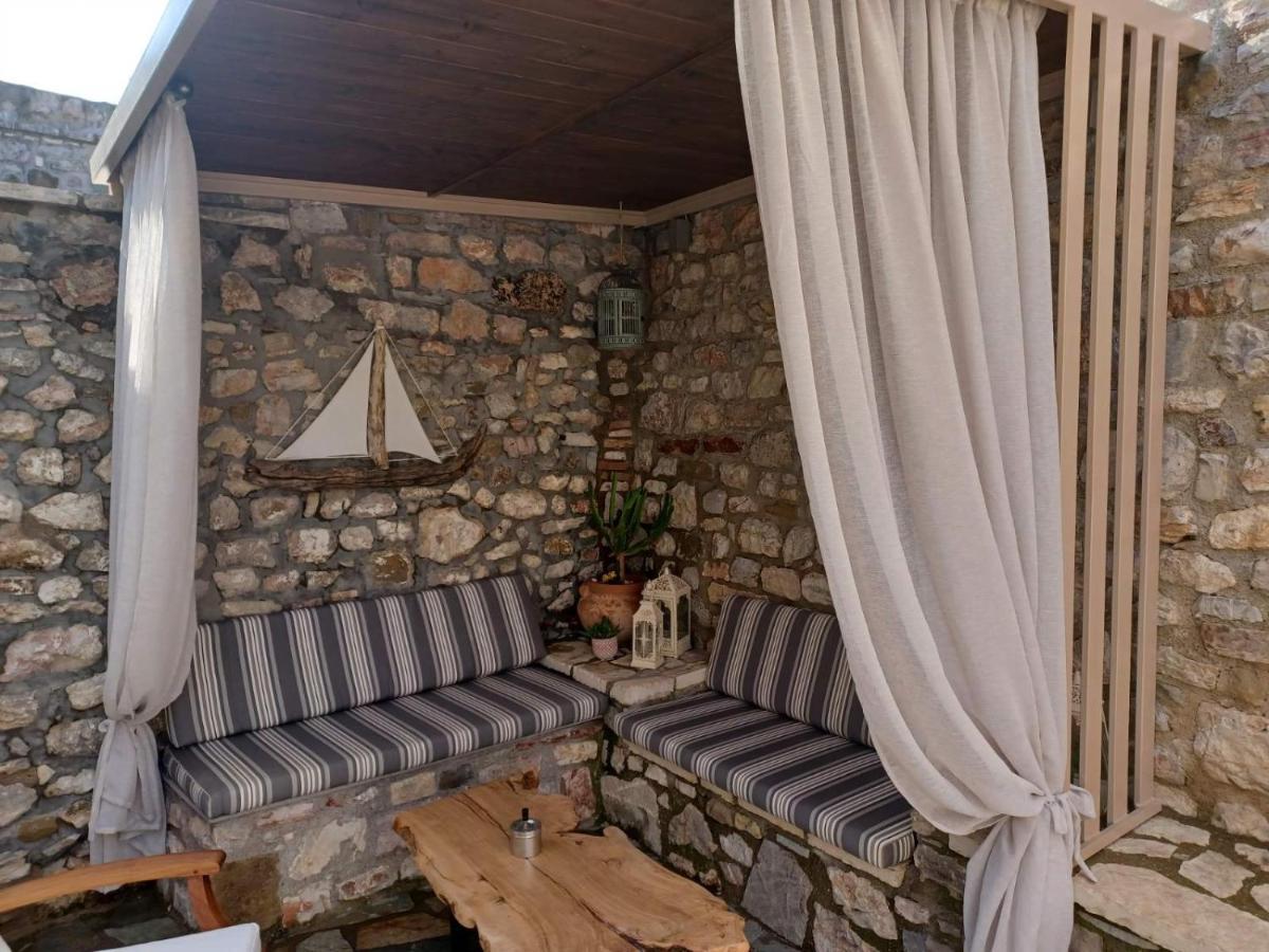 1571_ Suites A2 Nafpaktos Extérieur photo